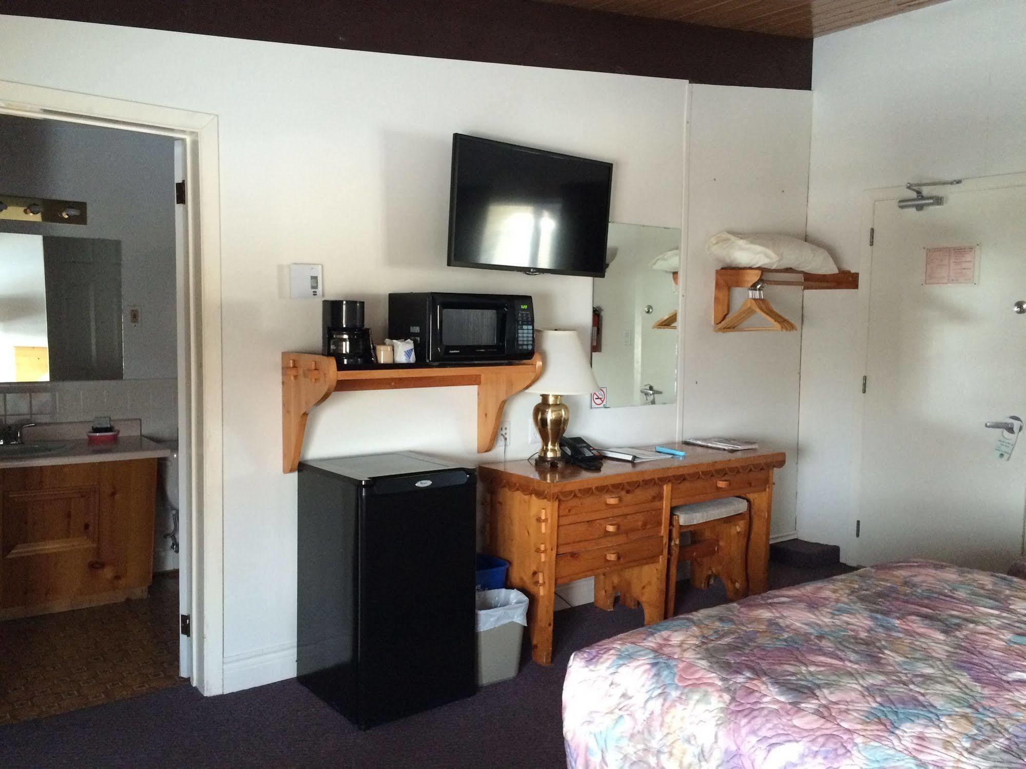 Lakeview Motel Haliburton Exterior foto