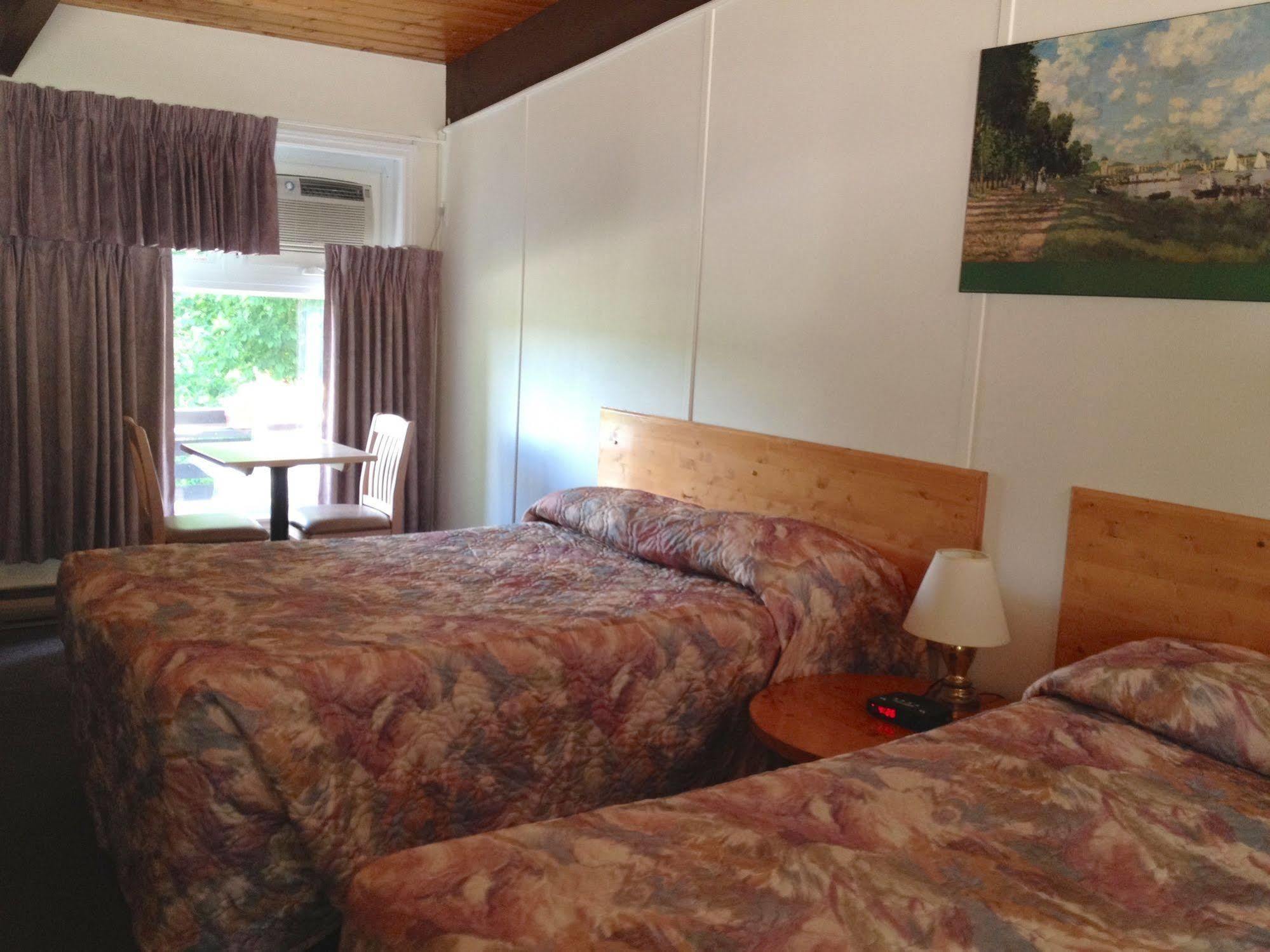 Lakeview Motel Haliburton Exterior foto