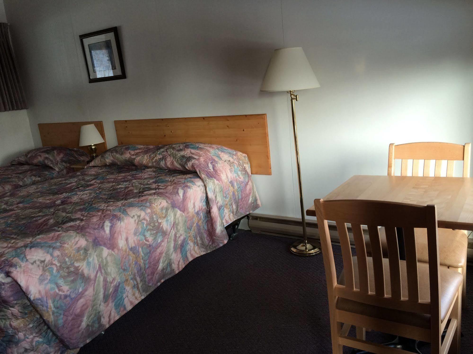 Lakeview Motel Haliburton Exterior foto